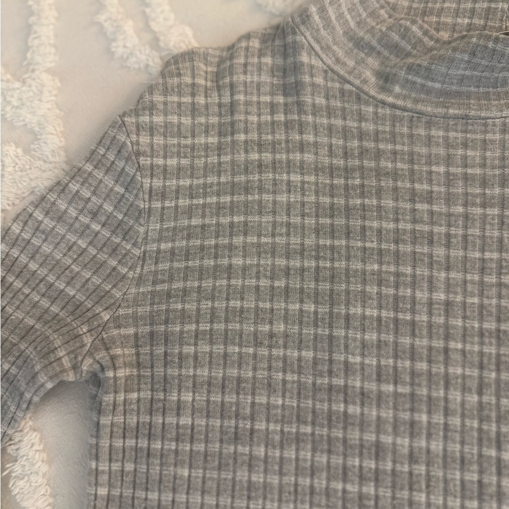 Frame Denim Light Gray and White stripe Knit Top - Picture 3 of 7